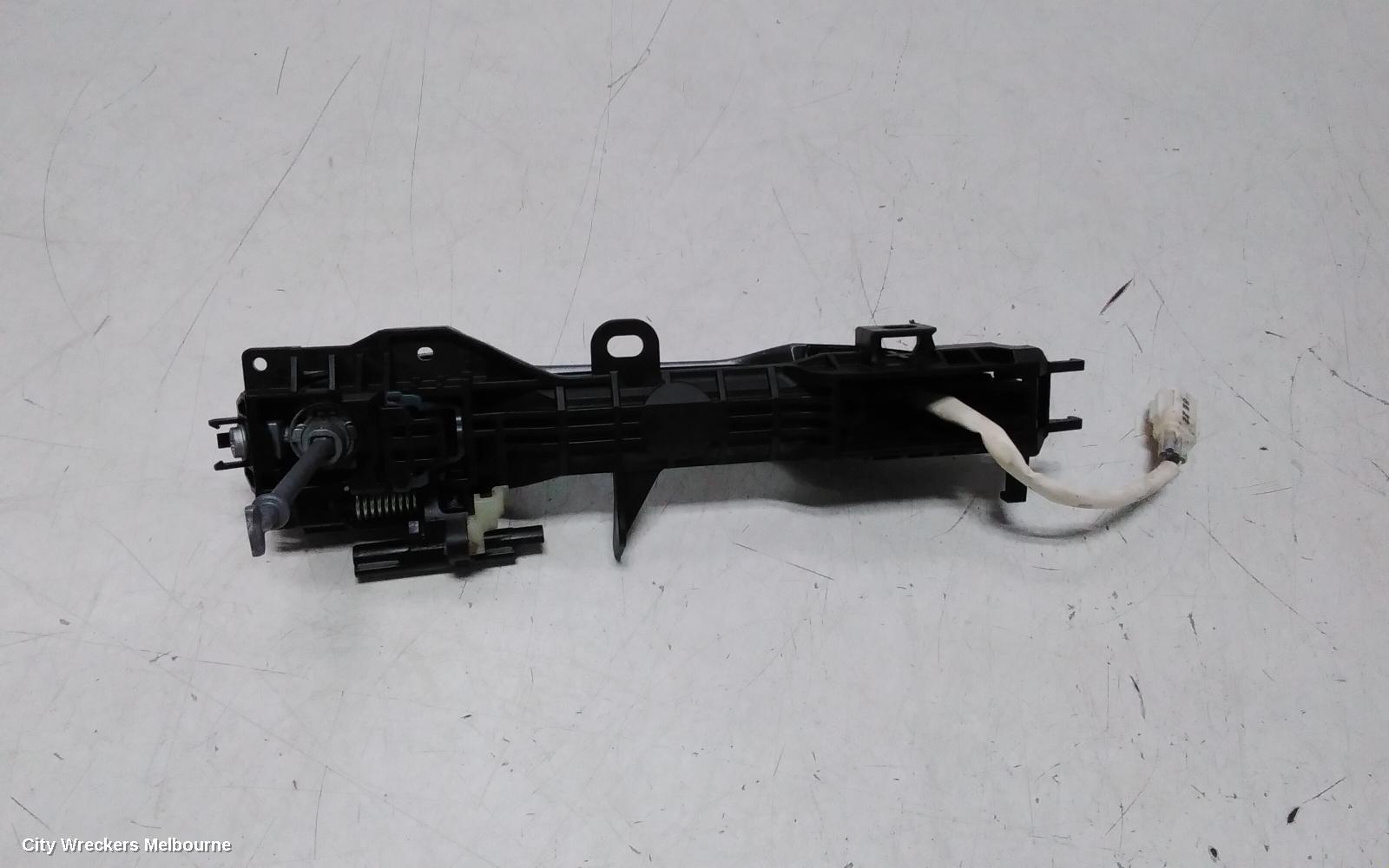 MITSUBISHI ECLIPSE CROSS DOOR HANDLE, LH FRONT, OUTER, NON KEYLESS ENTRY TYPE, YA-YB, 11/2017 ONWARDS - Image 3