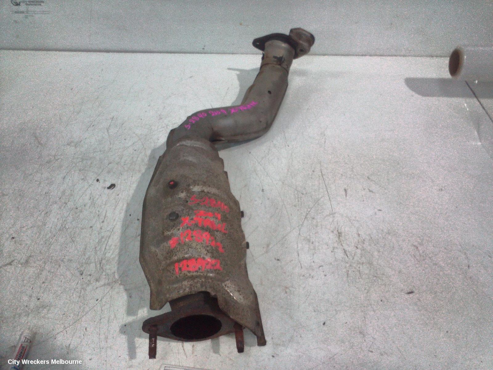 NISSAN XTRAIL CATALYTIC CONVERTER, UNDER CAR-CAT TYPE, 2.5, PETROL, T31, 09/2007 - 12/2013 - Image 2