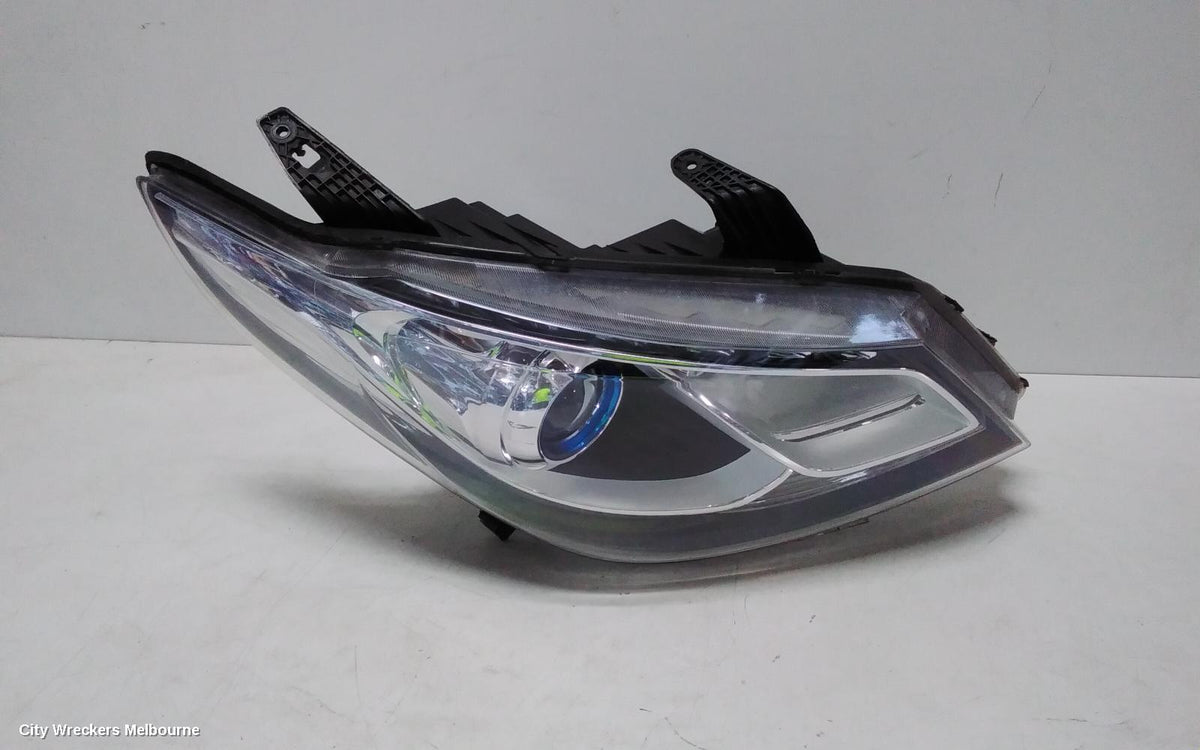 155582 - Image 1