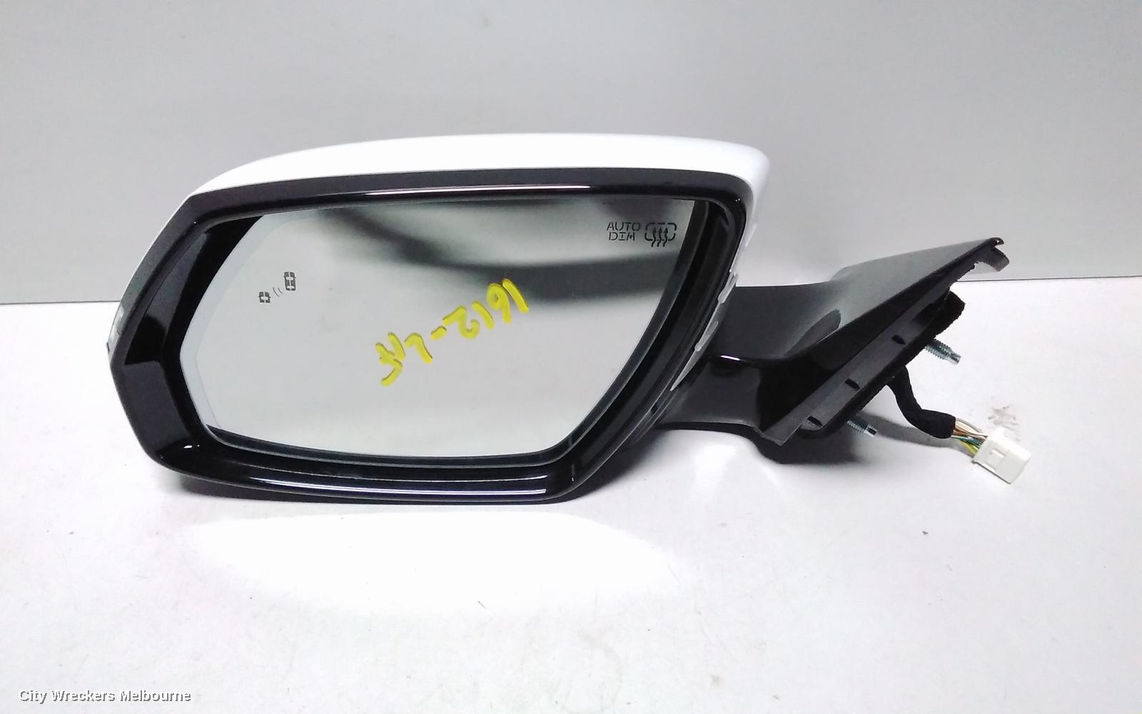 HYUNDAI GENESIS LEFT DOOR MIRROR, DH, SENSORY & ULTIMATE PACK TYPE, 11/2014 - 01/2018 - Image 2