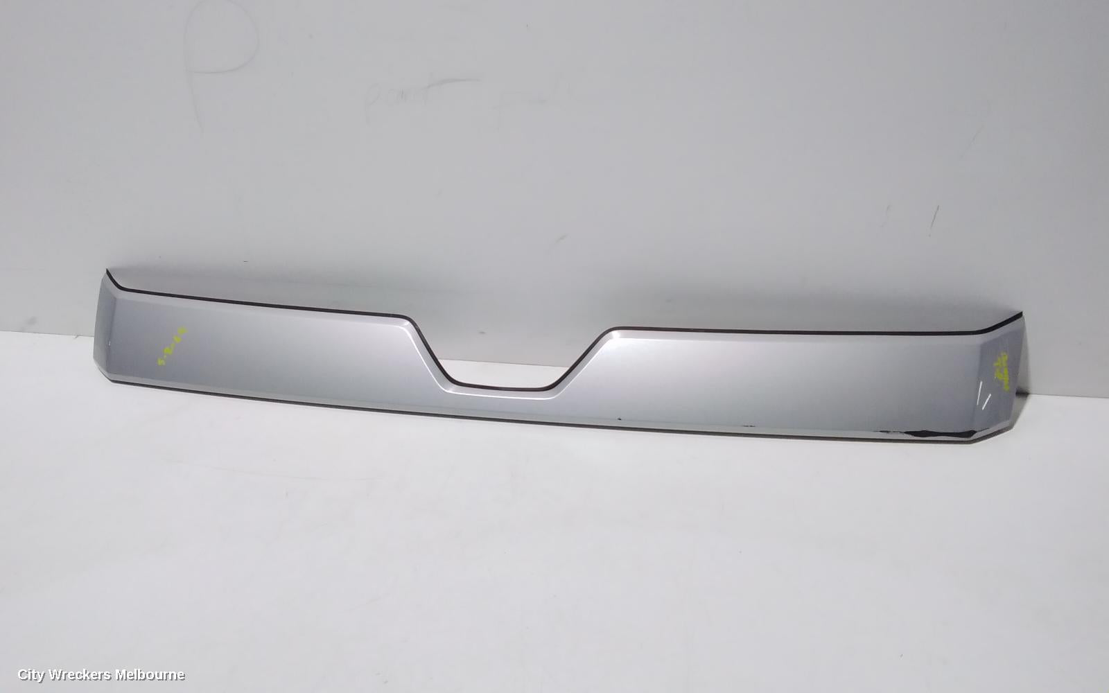 TOYOTA HIACE, 300 SERIES, 02/2019 ONWARDS, BONNET MOULD: 94191 - Image 1