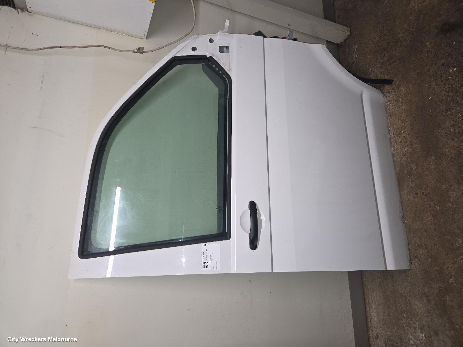 VOLKSWAGEN TRANSPORTER RIGHT FRONT DOOR, T6, 07/2015 - 08/2024 - Image 2