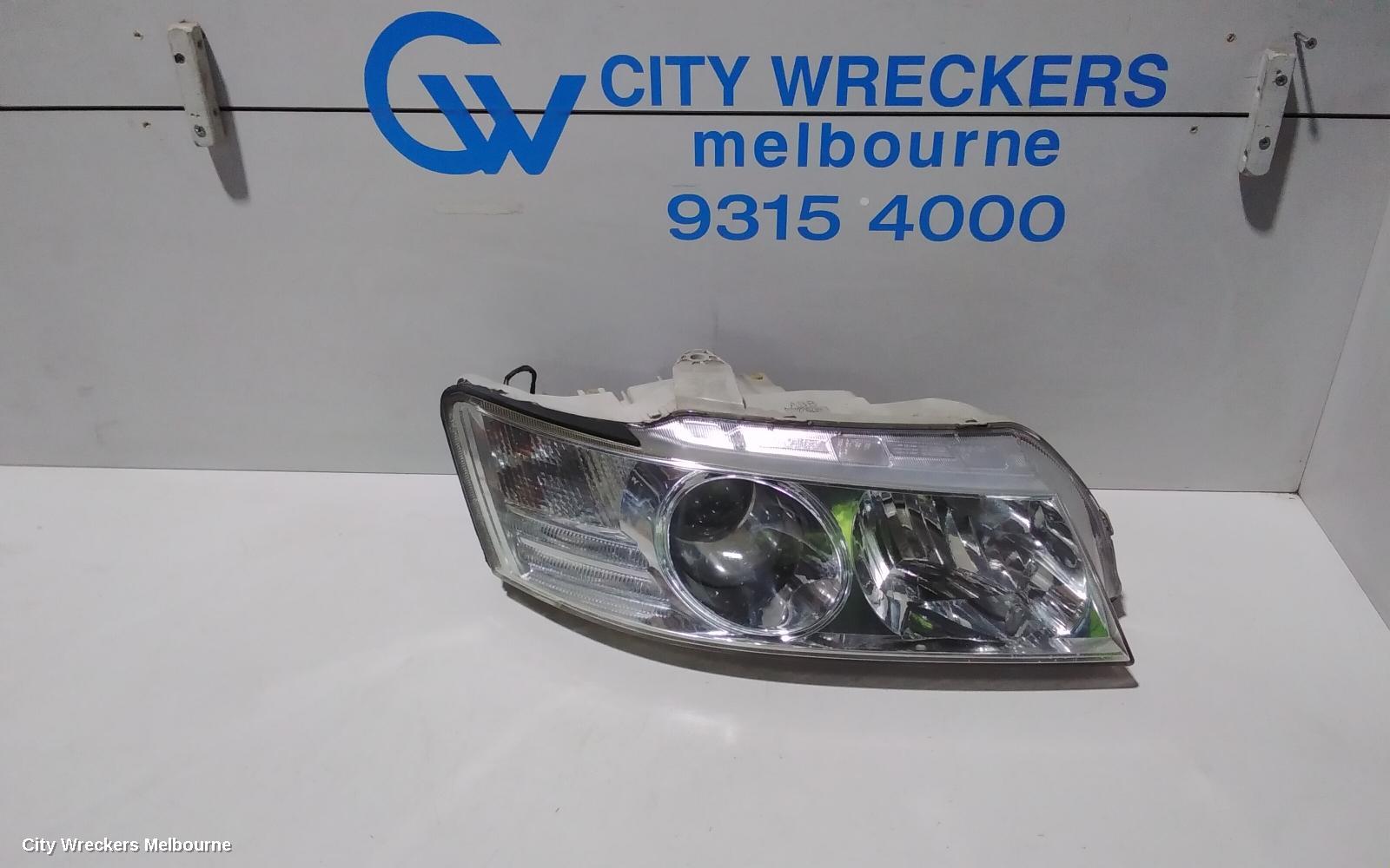 HOLDEN COMMODORE RIGHT HEADLAMP, VZ, ADVENTRA/BERLINA, PROJECTOR TYPE (CHROME), 08/2004 - 09/2007 - Image 1