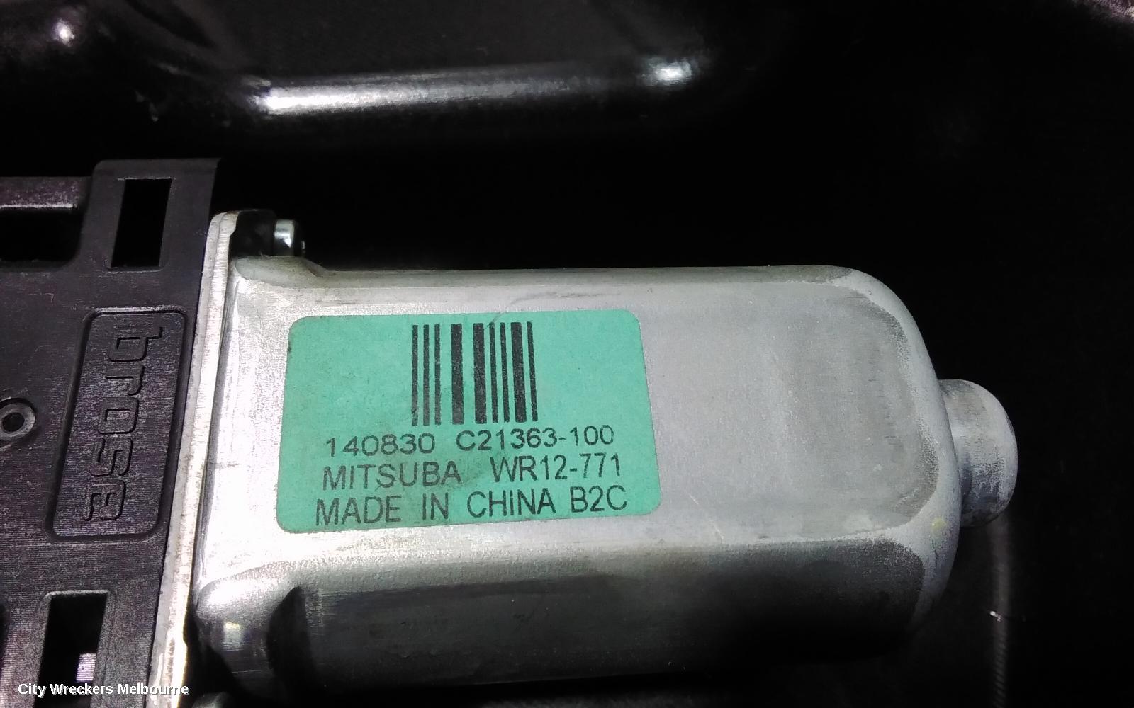 FIAT FREEMONT RIGHT REAR WND REG/MOTOR, JF, 04/2013 - 01/2017 - Image 3