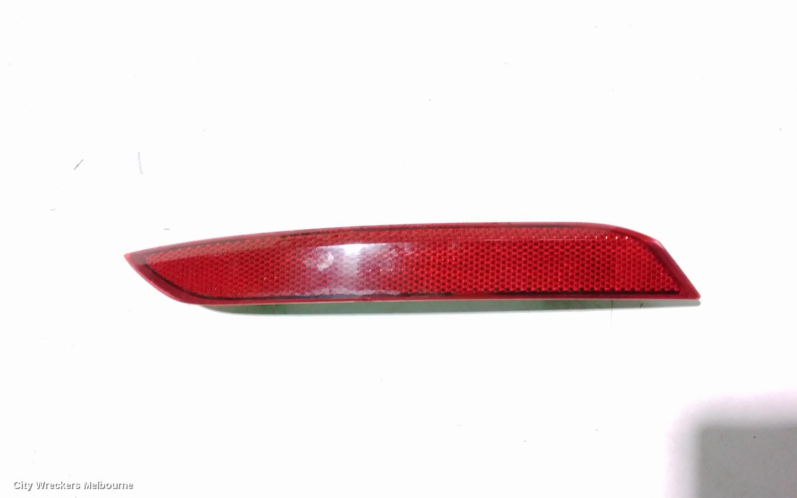 VOLKSWAGEN POLO, 6R, 05/2010 - 09/2017, RHR BAR REFLECTOR: 105438 - Image 2