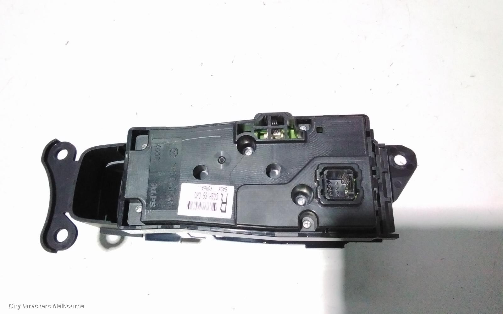 MAZDA CX3 RADIO/CD/DVD/SAT/TV, MEDIA INPUT, DK, 03/2015 ONWARDS - Image 3