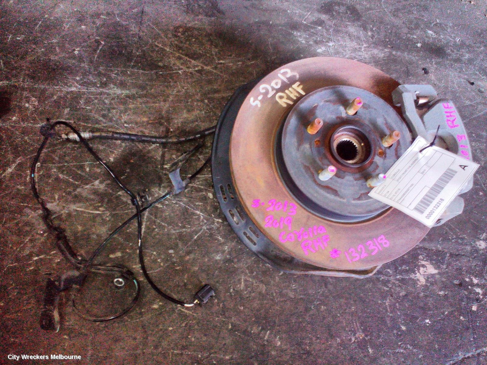 TOYOTA COROLLA RIGHT FRONT HUB ASSEMBLY, E210, 07/2018 ONWARDS - Image 2