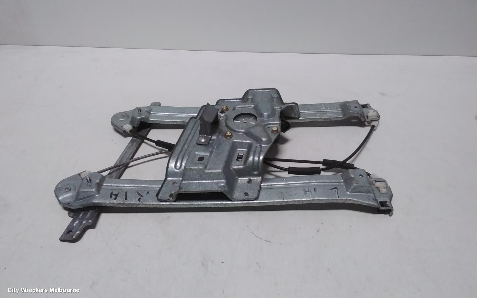 MITSUBISHI 380 LEFT FRONT WINDOW REG/MOTOR, DB, ELECTRIC, 09/2005 - 03/2008 - Image 2