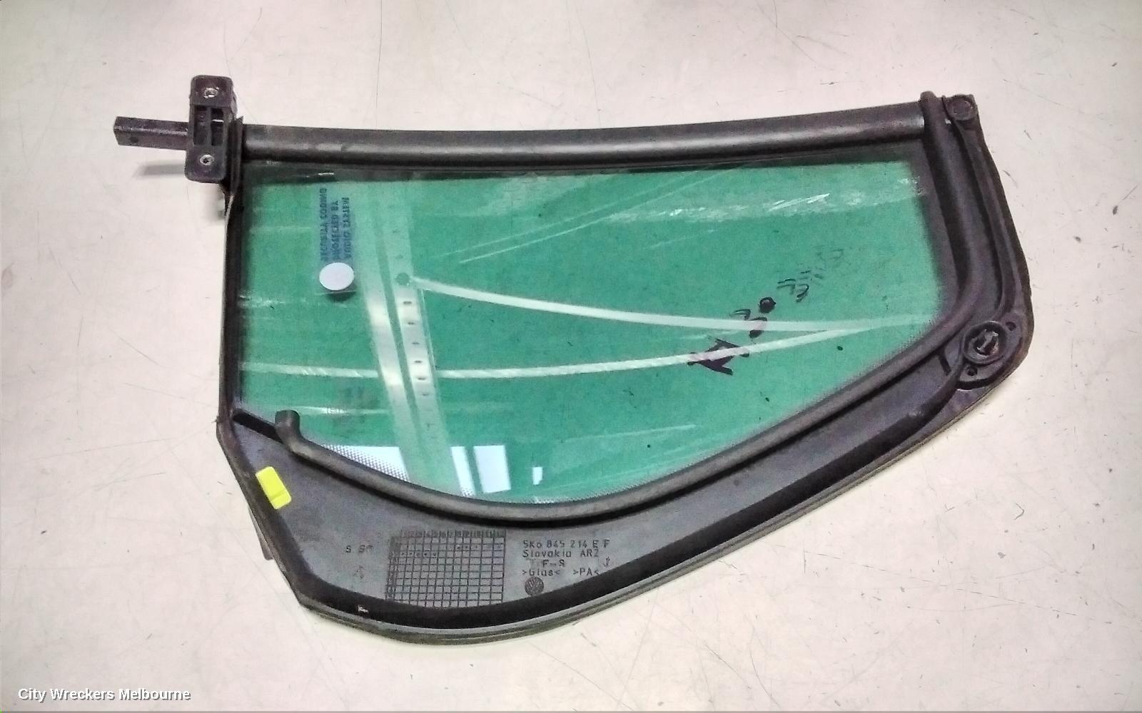 VOLKSWAGEN GOLF RIGHT REAR 1/4 DOOR GLASS, GEN 6, 5DR HATCH, 10/2008 - 03/2013 - Image 3