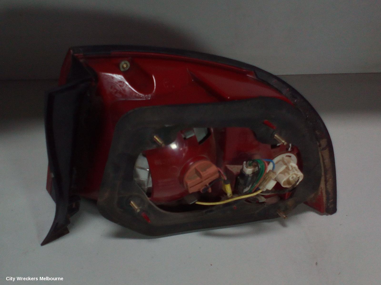 KIA OPTIMA LEFT TAILLIGHT, GD, 05/2004 - 07/2006 - Image 3