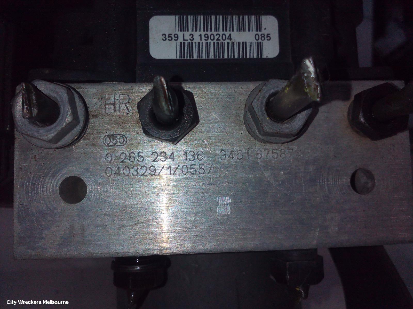 BMW 5 SERIES ABS PUMP/MODULATOR, E60, ON MODULE P/N 34516783360, ON ALLOY P/N 0265250217 P/N 34516774679, 10/2003 - 04/2010 - Image 2