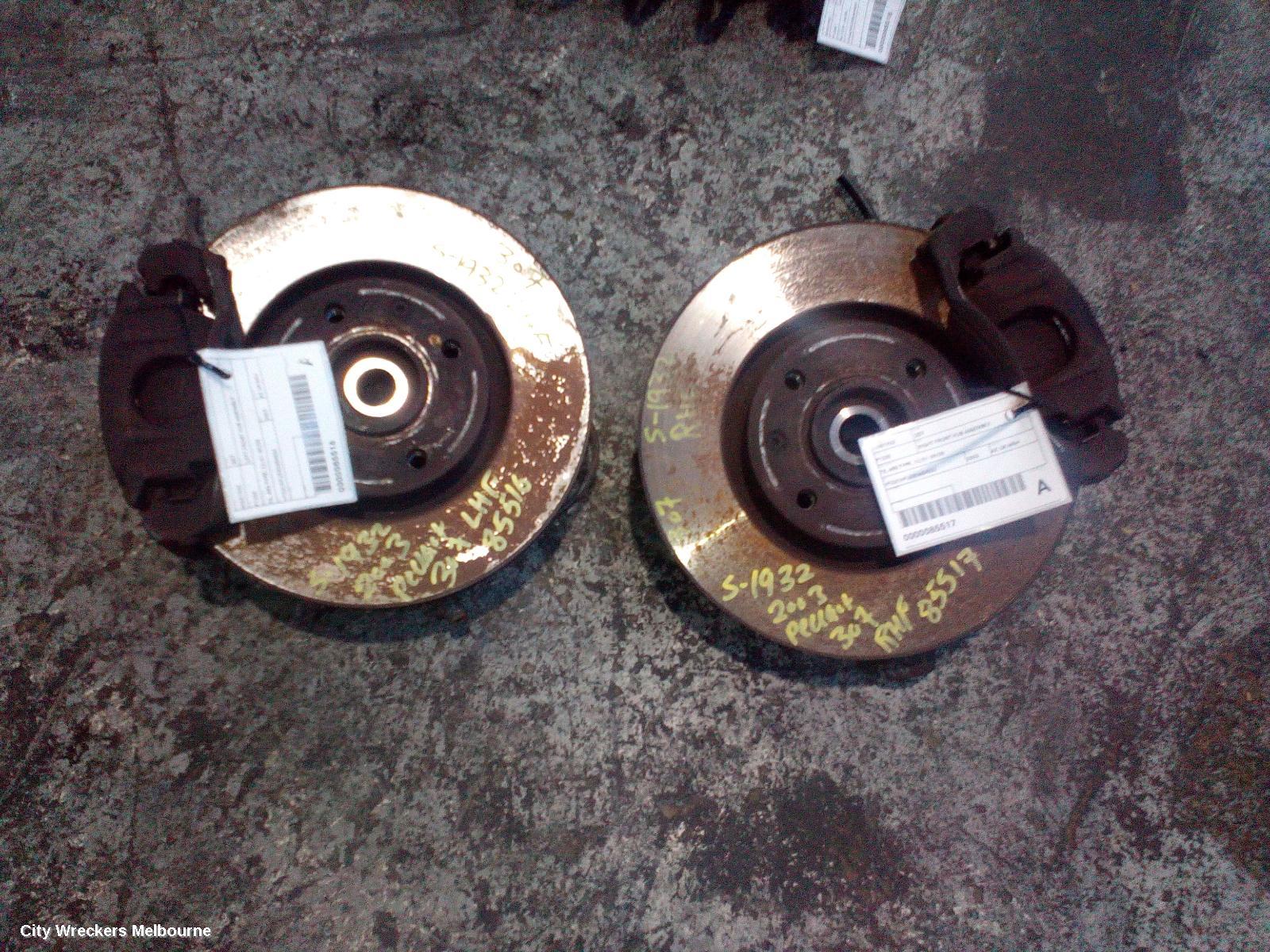 PEUGEOT 307 RIGHT FRONT HUB ASSEMBLY, T5, ABS TYPE, 12/2001 - 09/2005 - Image 2