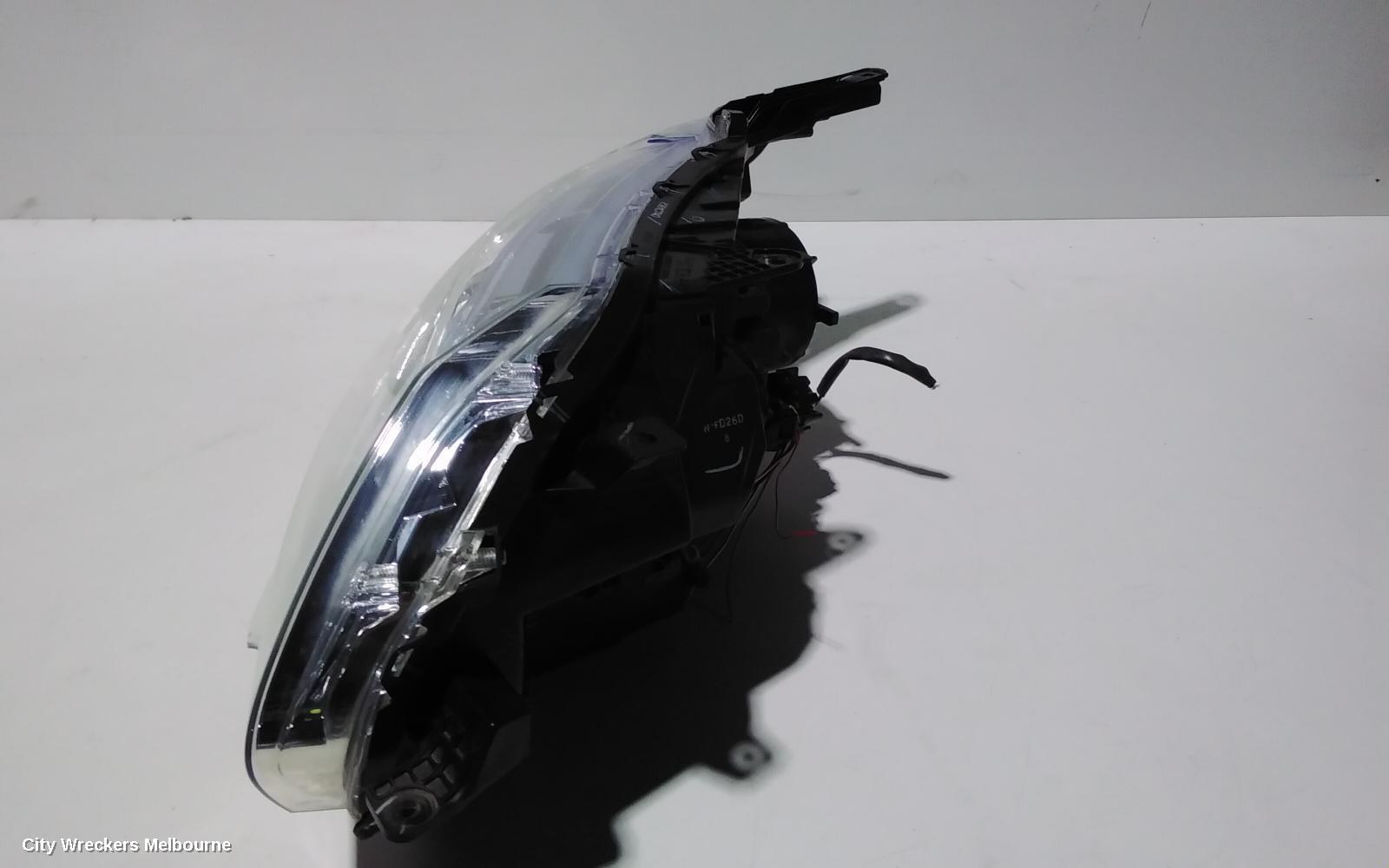 MITSUBISHI TRITON RIGHT HEADLAMP, MQ, HID, CLEAR TINT TOP EDGE TYPE, 04/2015 - 10/2018 - Image 2