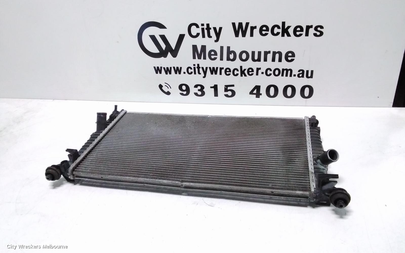 MAZDA 3 RADIATOR, MANUAL, PETROL, BK, 10/2003 - 04/2009 - Image 3