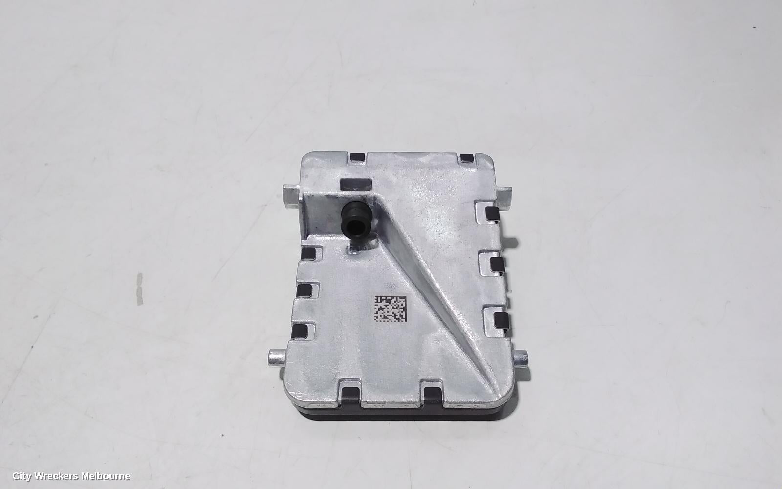 TOYOTA CAMRY REVERSE CAMERA, FRONT CAMERA (WINDSCREEN MOUNTED), XV70, 09/2017 - 08/2020 - Image 1