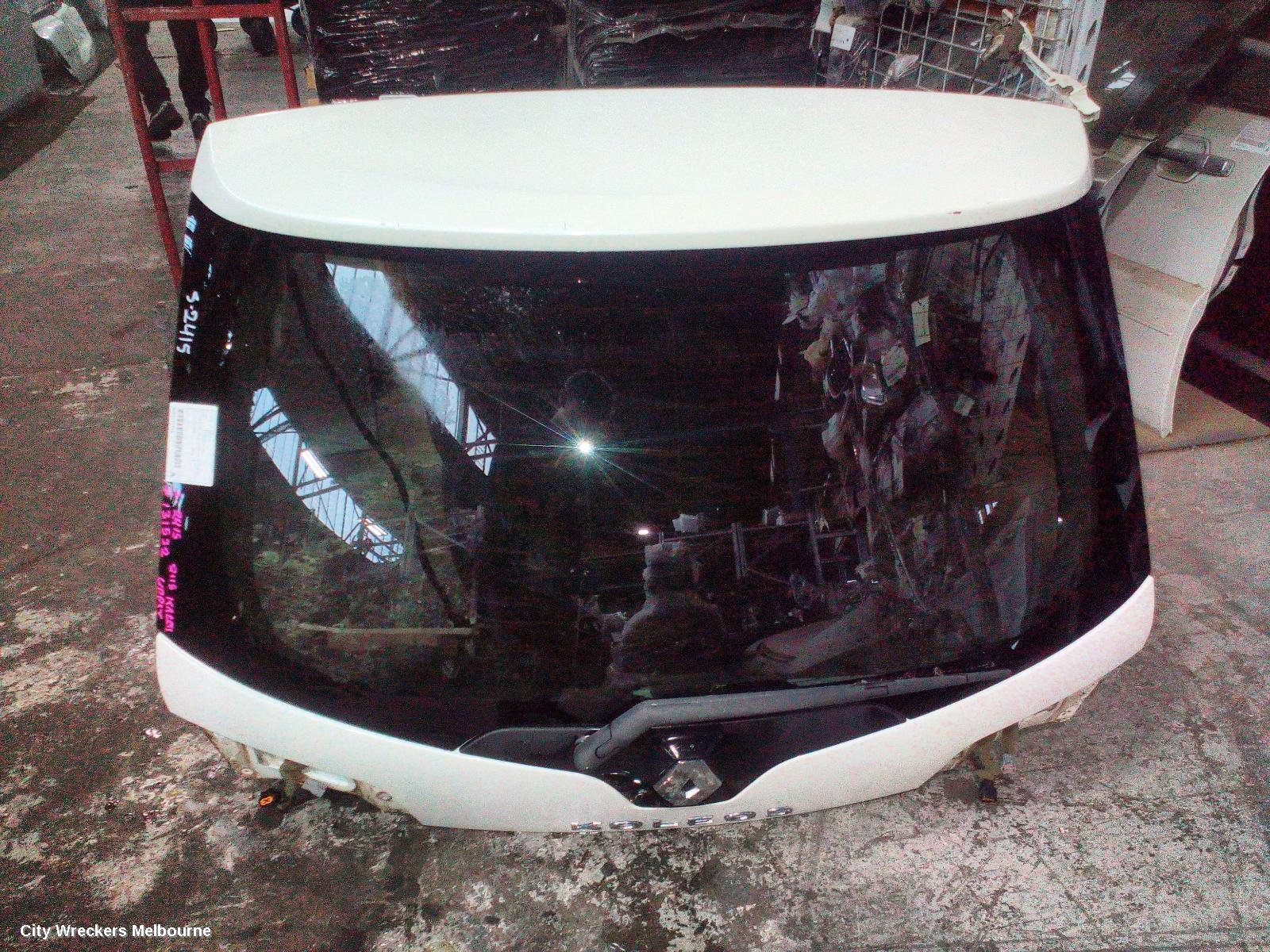 RENAULT KALEOS BOOTLID/TAILGATE, TAILGATE (UPPER), H45, SPOILERED TYPE, W/ CAMERA, 09/2008 - 04/2016 - Image 2
