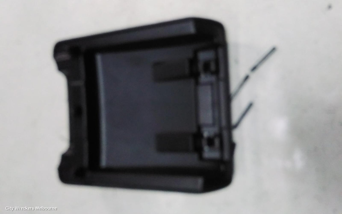 LAND ROVER RANGEROVER EVOQUE CONSOLE, L538, 11/2011 - 01/2019 - Image 2