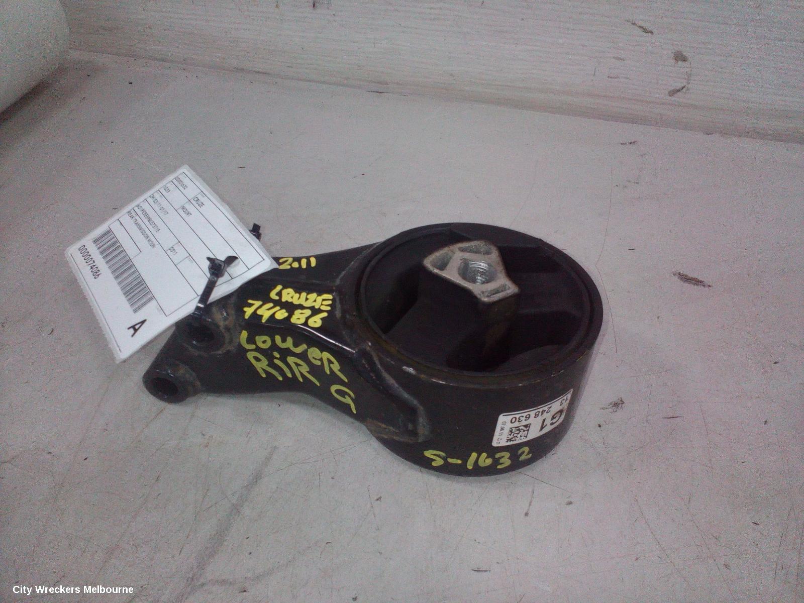 HOLDEN CRUZE MOUNT, JH 03/2011 - 01/2017 - Image 2