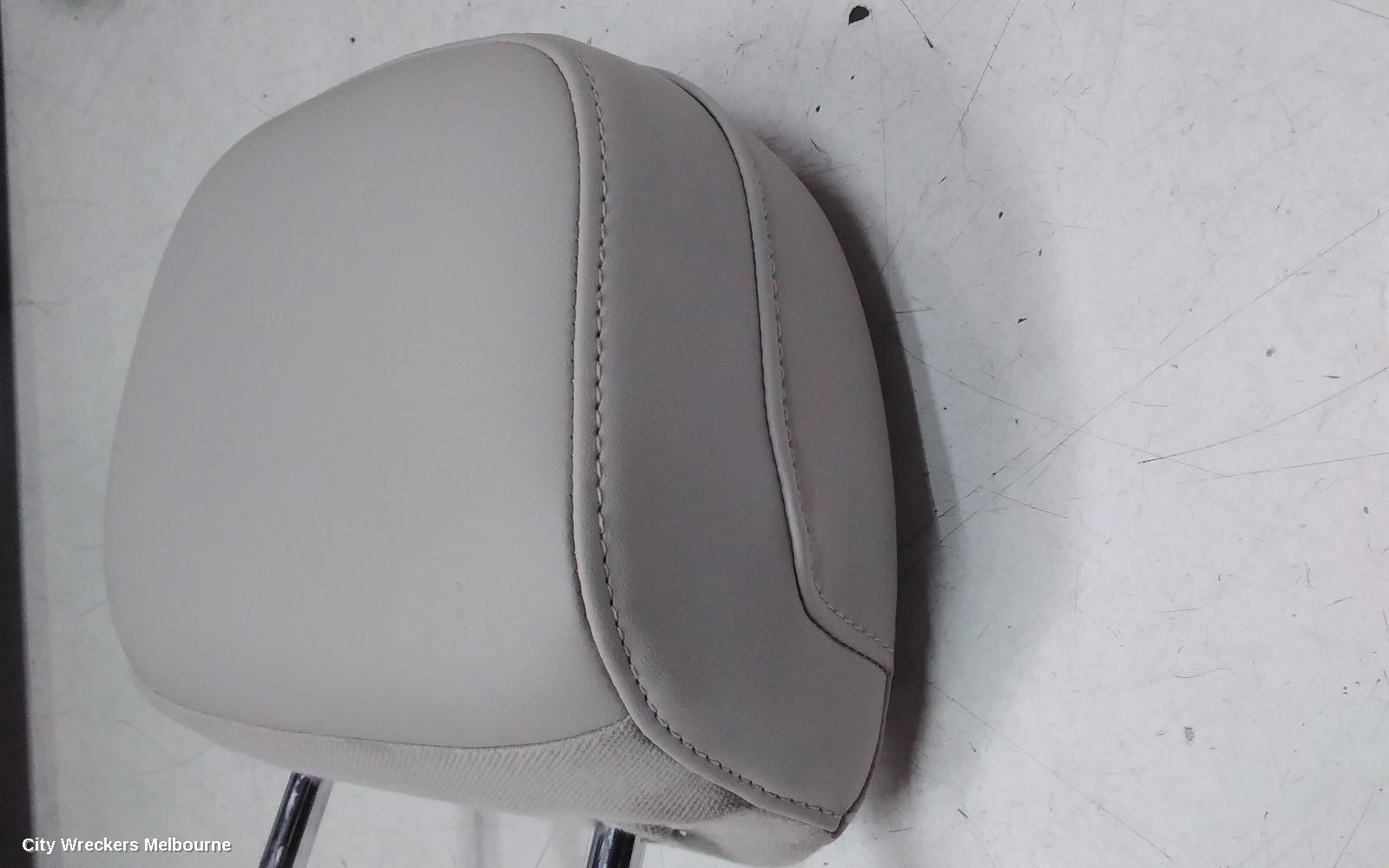 MAHINDRA XUV700 HEADREST, W601, 01/2023 ONWARDS - Image 3