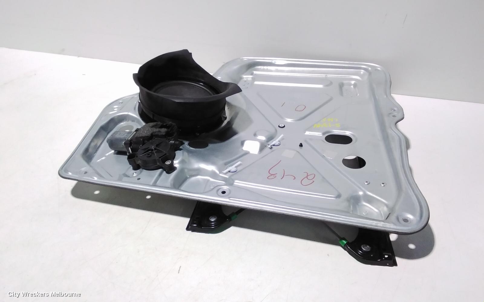 VOLKSWAGEN TRANSPORTER LEFT FRONT WINDOW REG/MOTOR, T6, 07/2015 - 08/2024 - Image 1