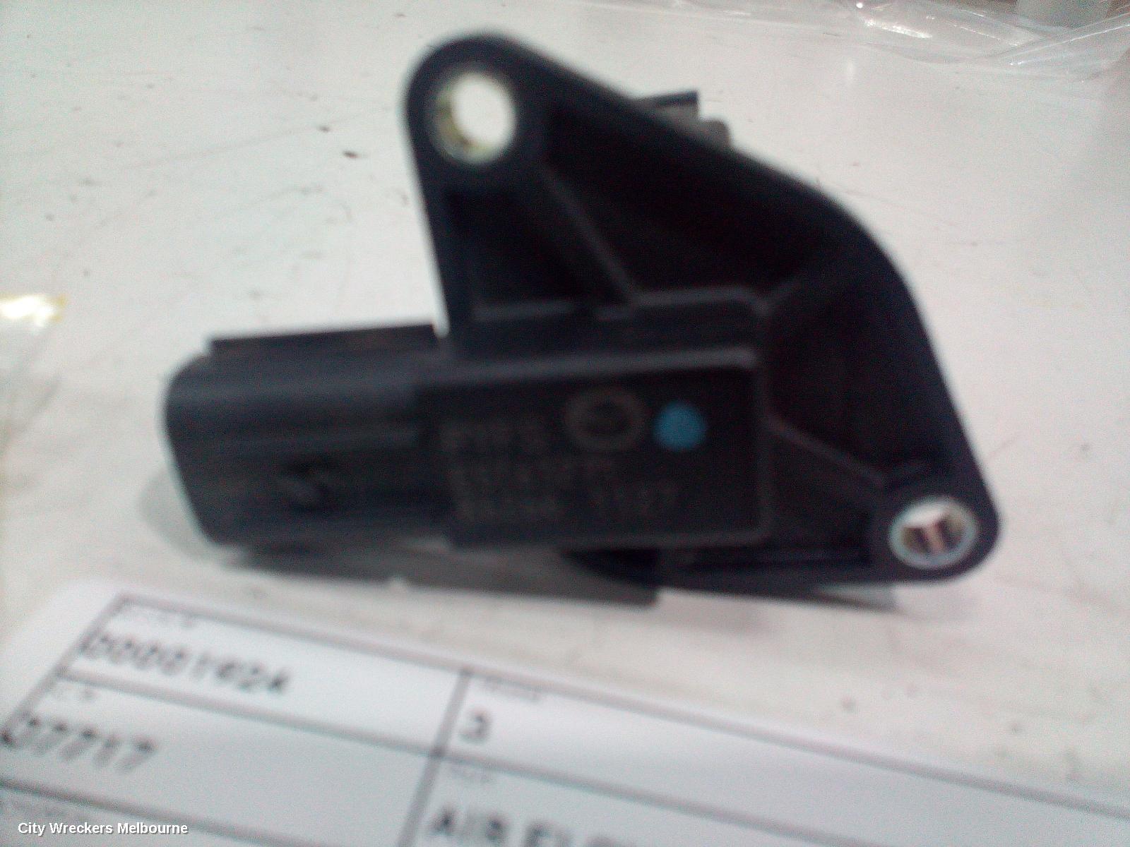 MAZDA 3 AIR FLOW METER, 2.0/2.5, PETROL, P/N PYFS, SKYACTIV G/E-SKYACTIV G, BP, 03/2019 ONWARDS - Image 3