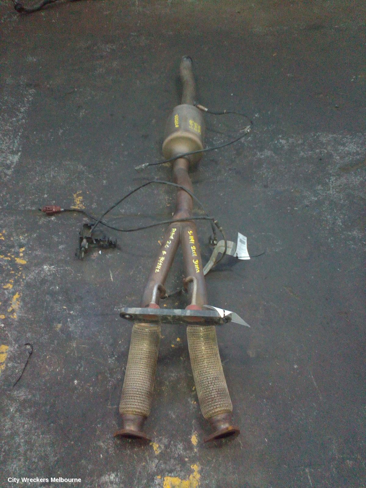 VOLKSWAGEN JETTA CATALYTIC CONVERTER, MANIFOLD-CAT TYPE, 2.0, PETROL, BVY/BLR CODE, 1KM, 02/2006 - 07/2011 - Image 3
