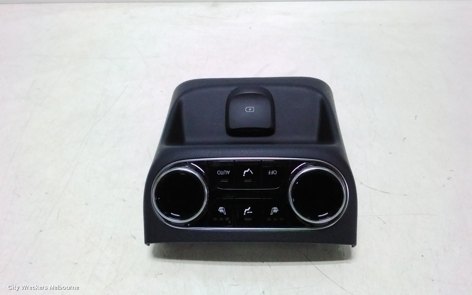 GENESIS GV70 HEATER/AC CONTROLS, JK, 03/2021 ONWARDS - Image 1