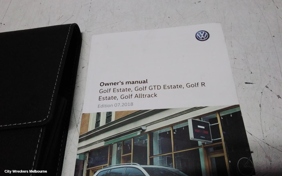 VOLKSWAGEN GOLF OWNERS HANDBOOK, GEN 7, PETROL, 11/2012 - 08/2020 - Image 2