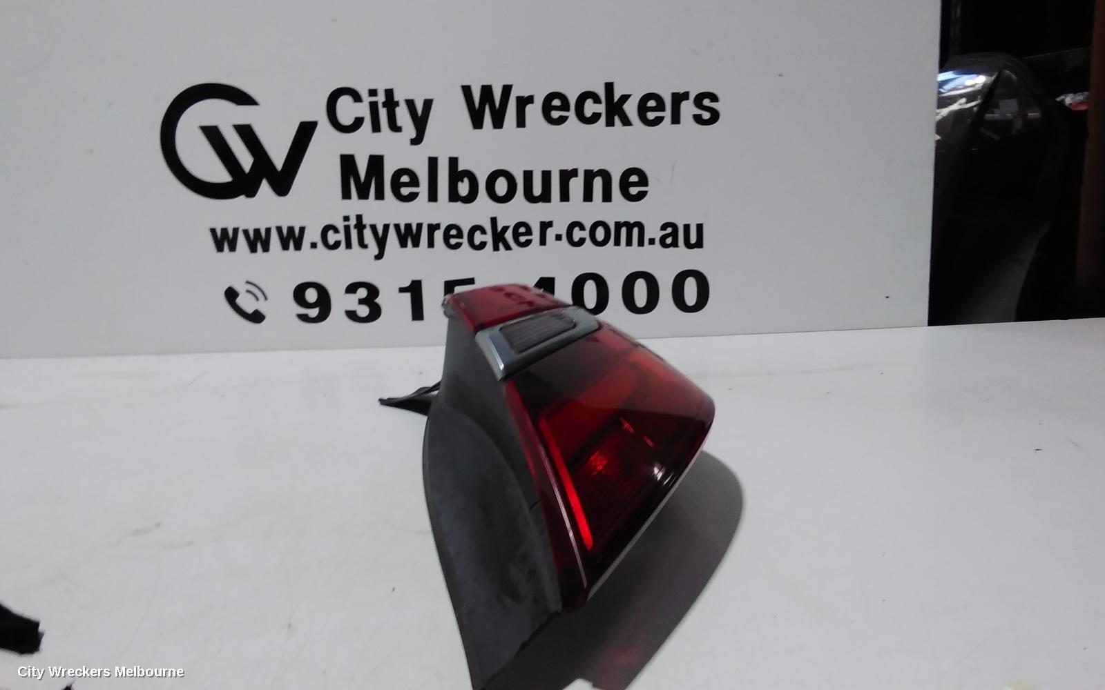 HOLDEN INSIGNIA RIGHT TAILLIGHT, GA, 06/2015 - 01/2017 - Image 2