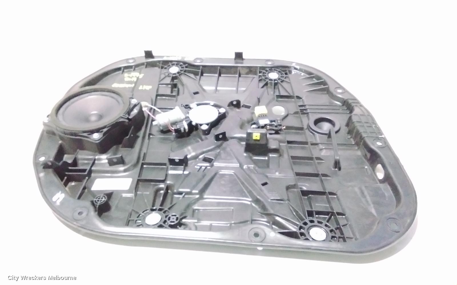 KIA CARNIVAL/GRAND CARNIVAL LEFT FRONT WINDOW REG/MOTOR, YP, 02/2015 - 10/2020 - Image 1