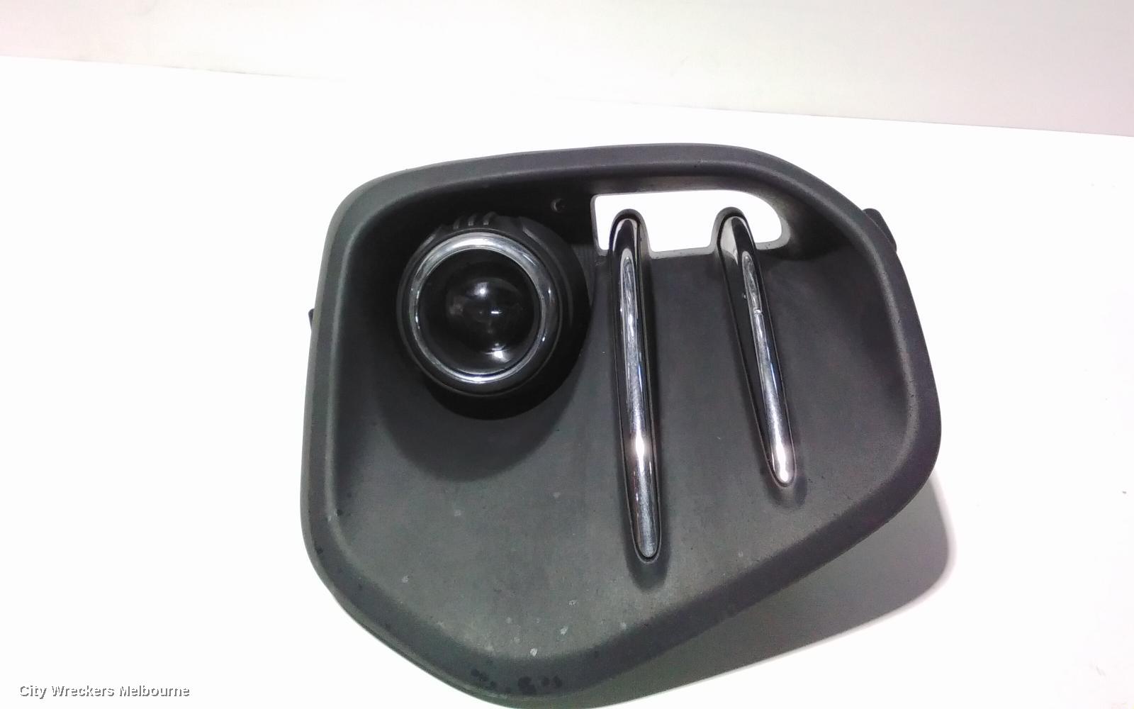 KIA SPORTAGE LEFT INDICATOR/FOG/SIDE, BUMPER FOGLAMP, STANDARD TYPE, QL, 10/2015 - 04/2018 - Image 1