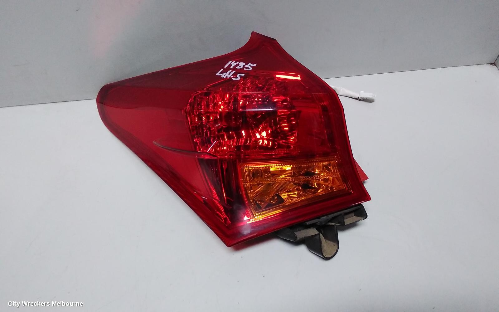 TOYOTA COROLLA LEFT TAILLIGHT, ZRE182R, HATCH, 10/2012 - 03/2015 - Image 2