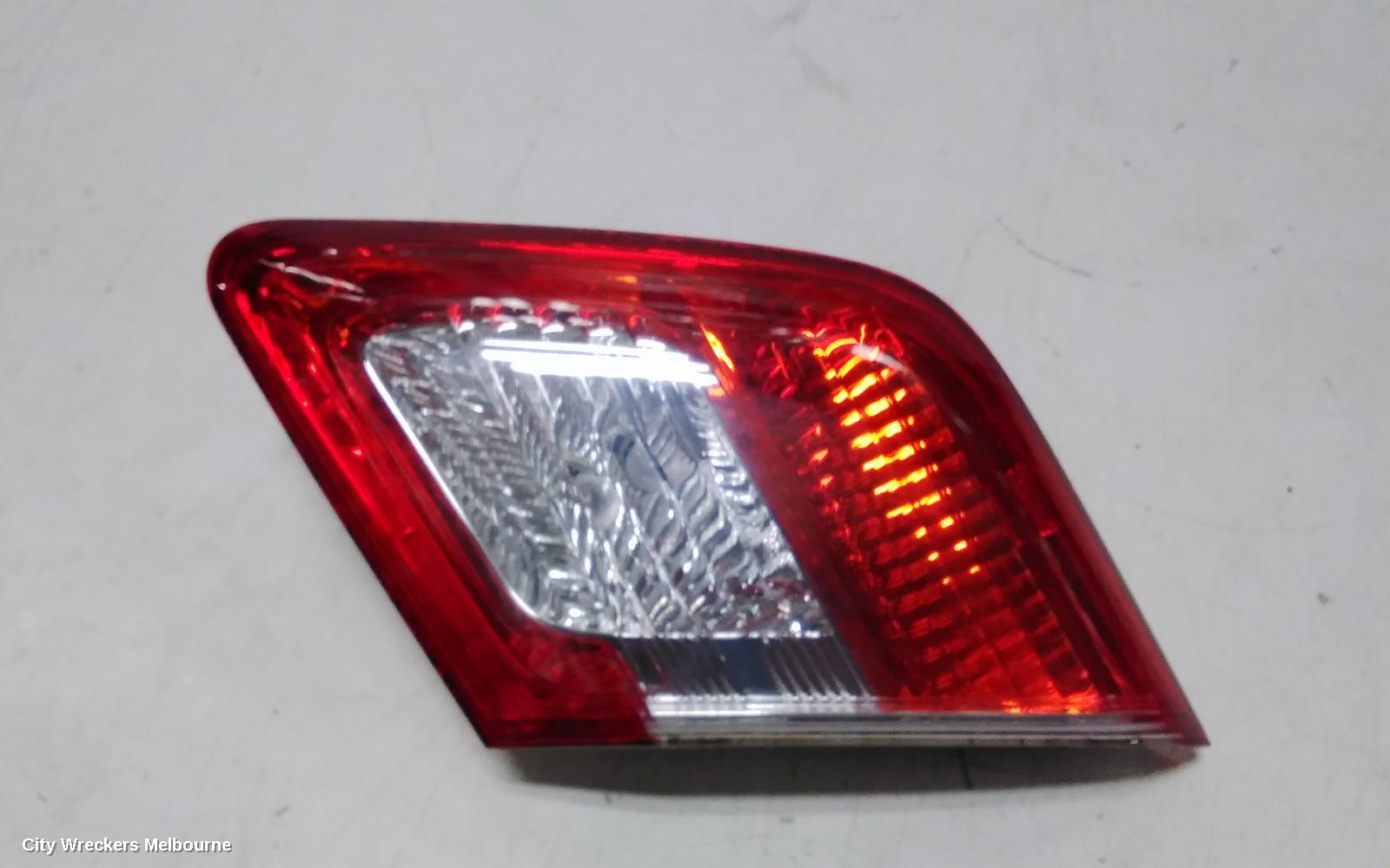 TOYOTA CAMRY REAR GARNISH, BOOTLID LAMP (RH SIDE), STANDARD, LED TYPE, ACV40/SPORTIVO, 07/2009 - 11/2011 - Image 2