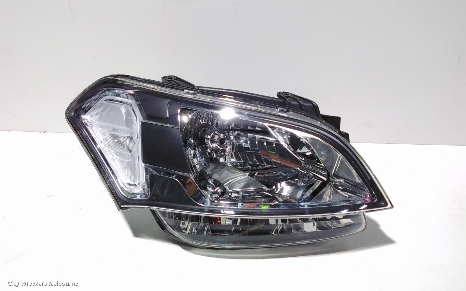 KIA SOUL RIGHT HEADLAMP, AM, W/ AUTO LEVELING, 04/2009 - 08/2011 - Image 1