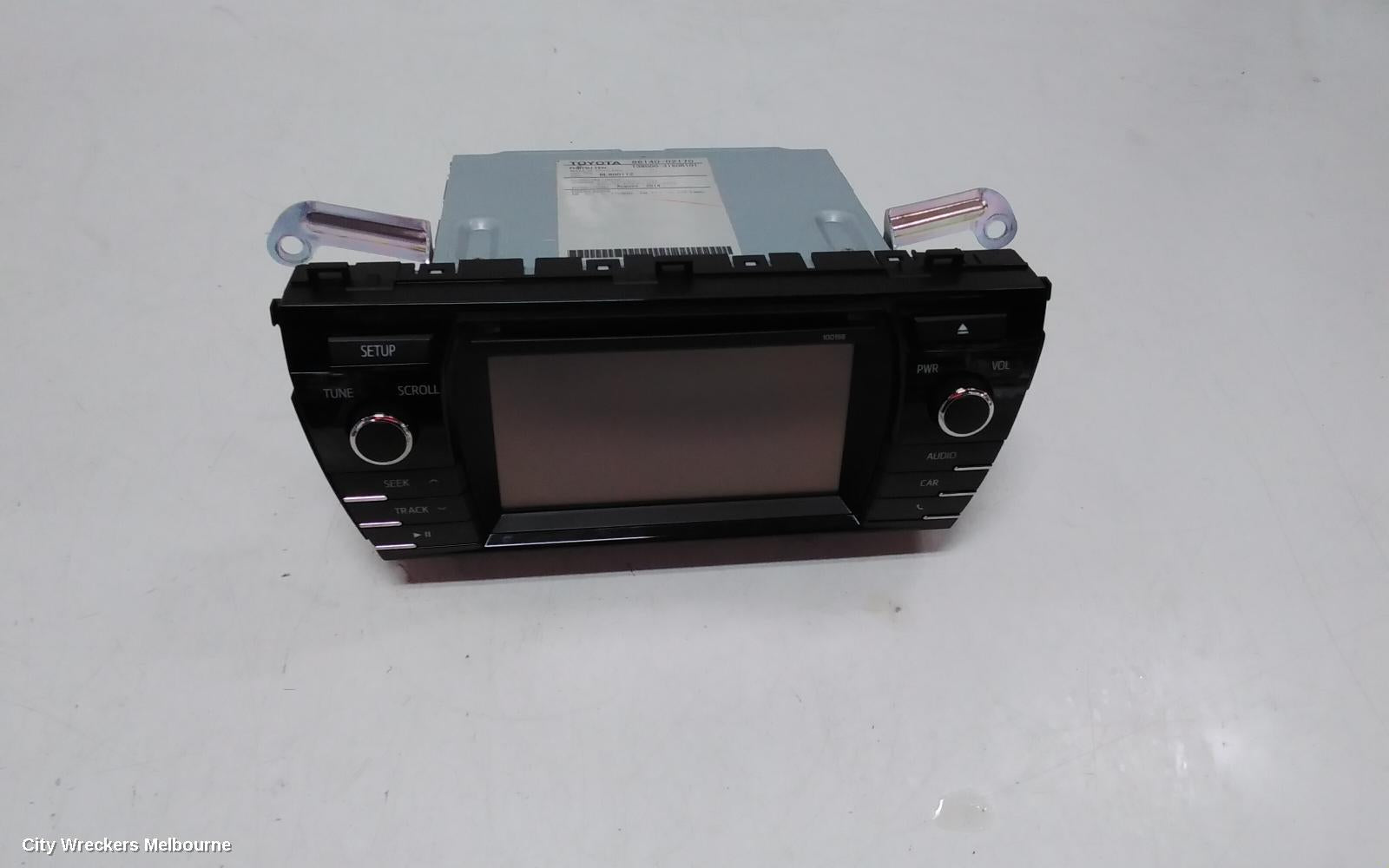TOYOTA COROLLA RADIO/CD/DVD/SAT/TV, 6.1IN TOUCHSCREEN (P/N ON FACE 100198), ZRE172, SEDAN, 12/2013 - 10/2016 - Image 2