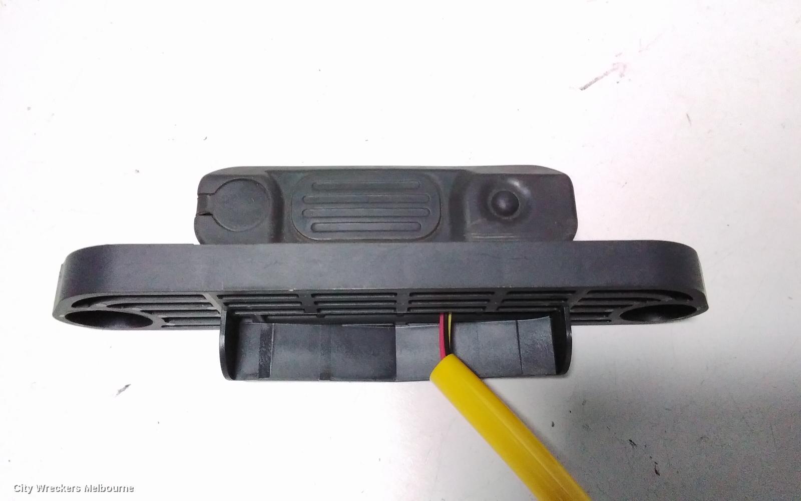MITSUBISHI ECLIPSE CROSS TAILGATE HANDLE, GEN 1, 11/2017 ONWARDS - Image 3