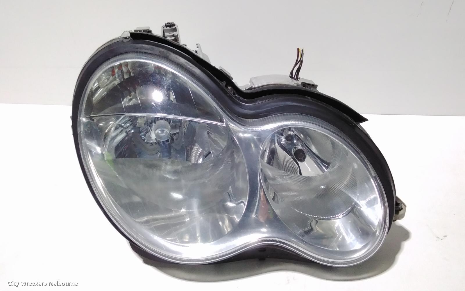 MERCEDES C CLASS RIGHT HEADLAMP, W203/S203, SEDAN/WAGON, HALOGEN TYPE, 04/2004 - 06/2007 - Image 2