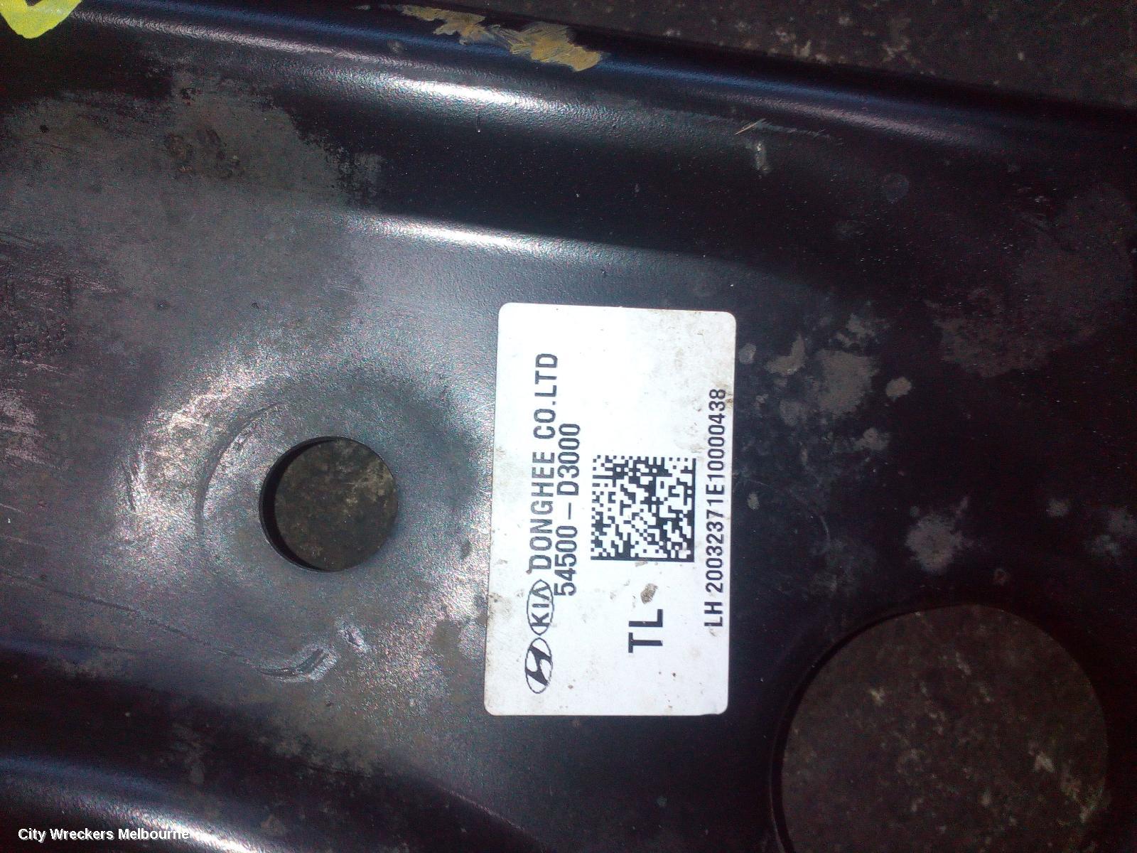 HYUNDAI TUCSON LEFT FRONT LOWER CONTROL ARM, TL, 06/2018 - 01/2021 - Image 3