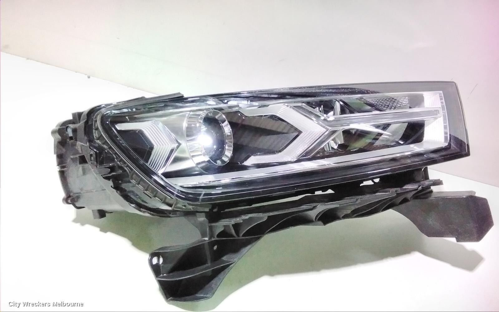 AUDI Q7 RIGHT HEADLAMP, 4M, XENON TYPE, 09/2015 - 03/2020 - Image 3