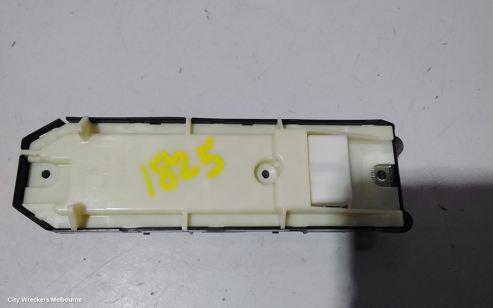 TOYOTA TARAGO PWR DR WIND SWITCH, RH FRONT (MASTER SWITCH), 4 SWITCH TYPE, ACR50R, 03/2006 - 06/2007 - Image 3