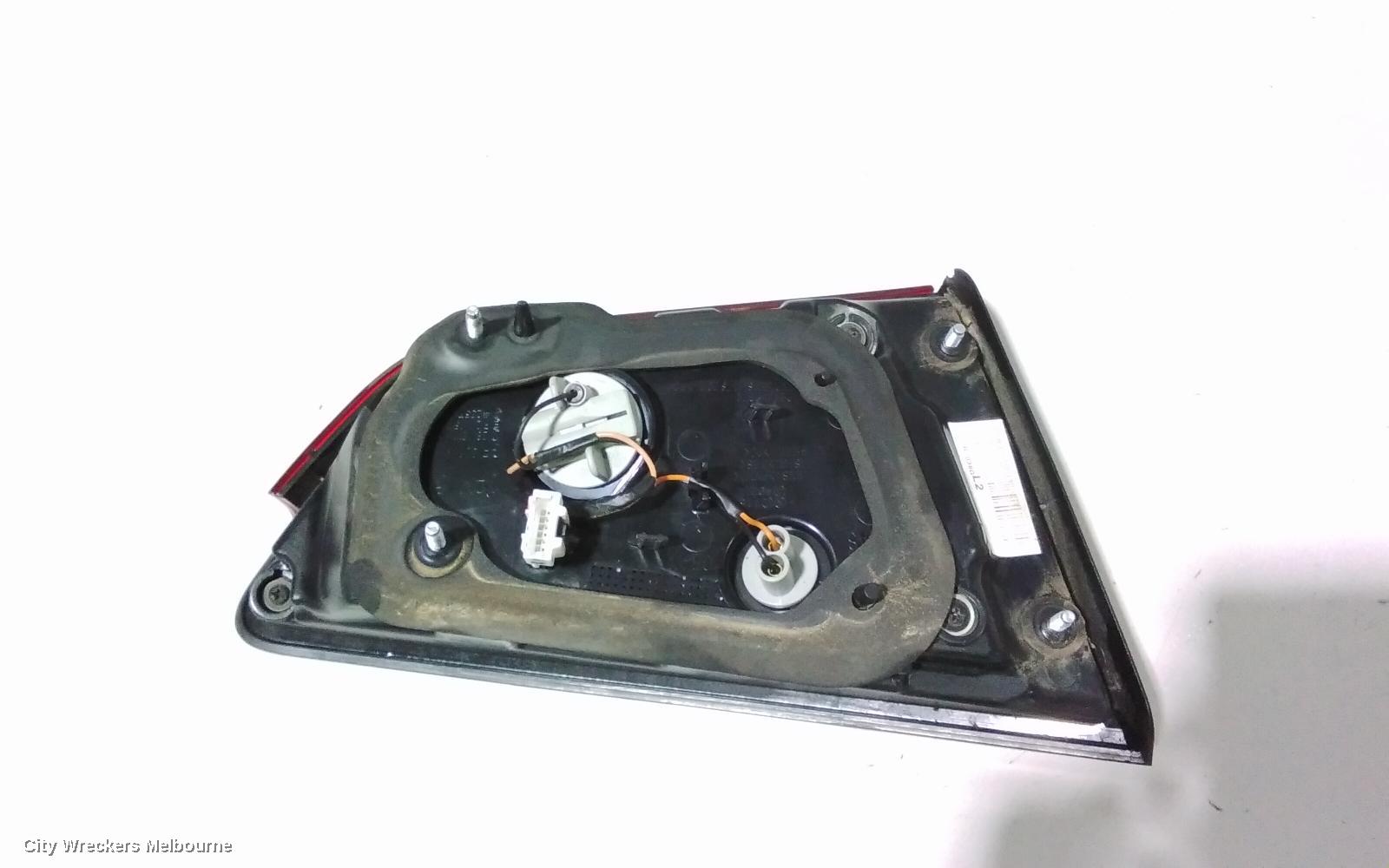 KIA OPTIMA REAR GARNISH, BOOTLID LAMP (RH SIDE), TF, SI, 10/2013 - 10/2015 - Image 3