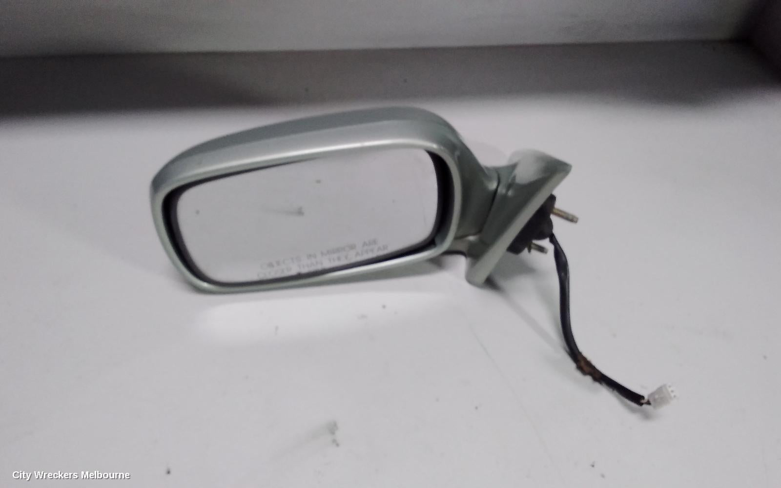 TOYOTA CAMRY LEFT DOOR MIRROR, SK20, POWER, COLOUR CODED, 08/1997 - 09/2000 - Image 1