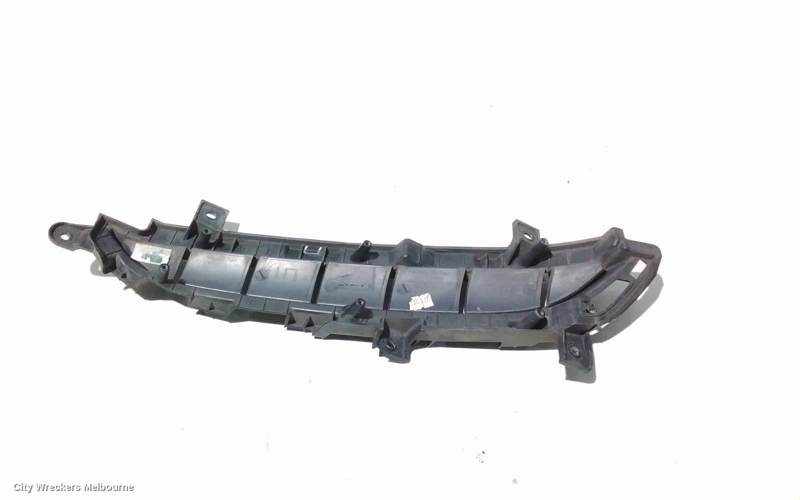 HYUNDAI GENESIS LEFT INDICATOR/FOG/SIDE, BUMPER FOGLAMP, DH, 11/2014 - 01/2018 - Image 3