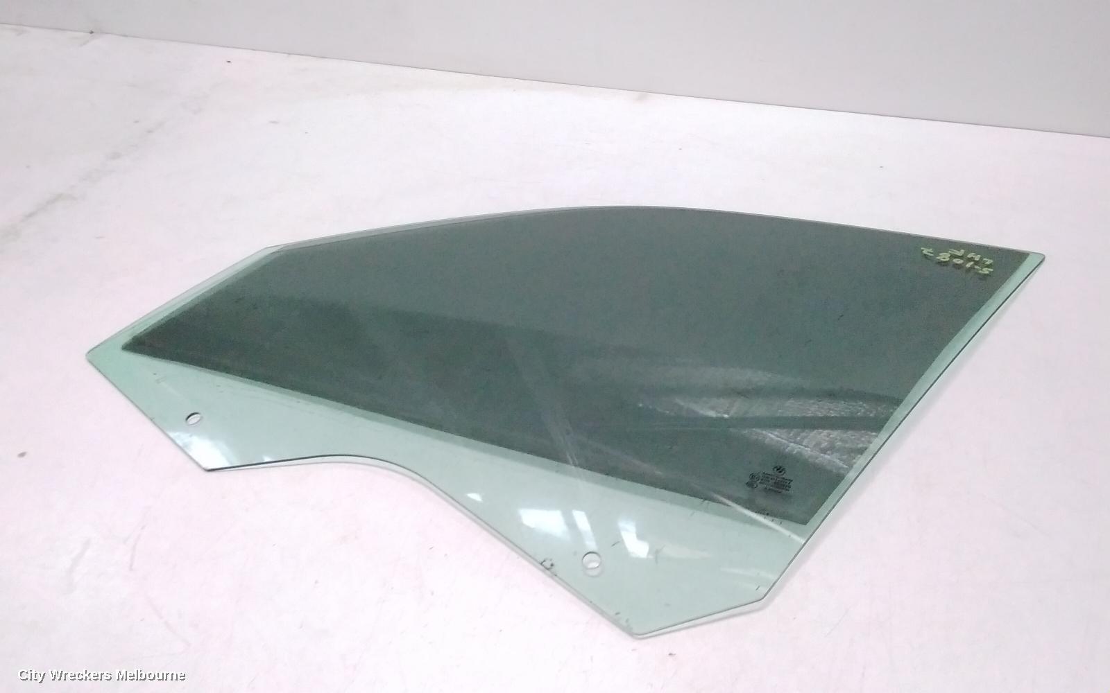 BMW X3 LEFT FRONT DOOR WINDOW, E83, 06/2004 - 11/2010 - Image 2
