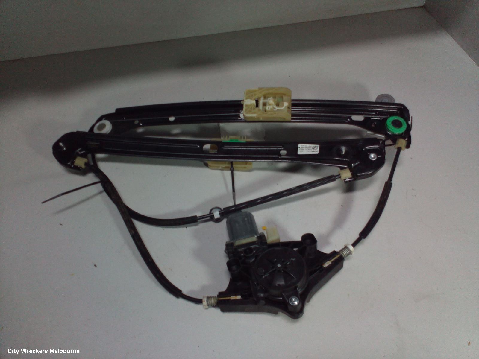 VOLKSWAGEN GOLF RIGHT FRONT WINDOW REG/MOTOR, GEN 7, 5DR HATCH/WAGON, 03/2013 - 08/2020 - Image 2