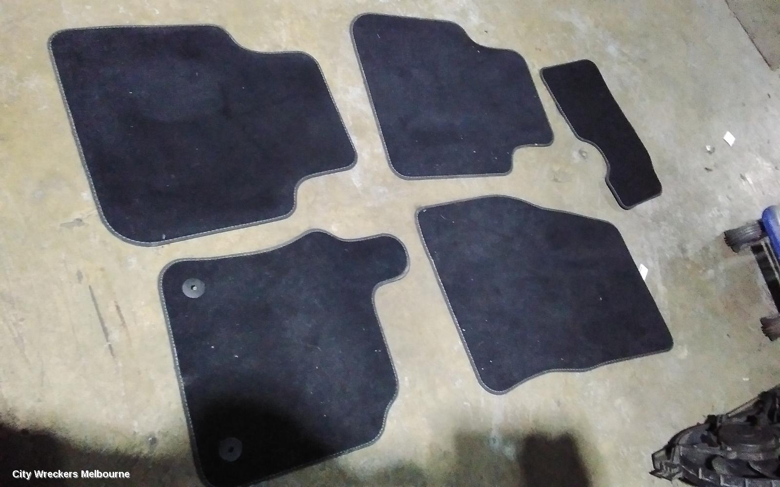 VOLKSWAGEN TIGUAN FLOOR MATS, 5NA, 06/2016 - 02/2024 - Image 2