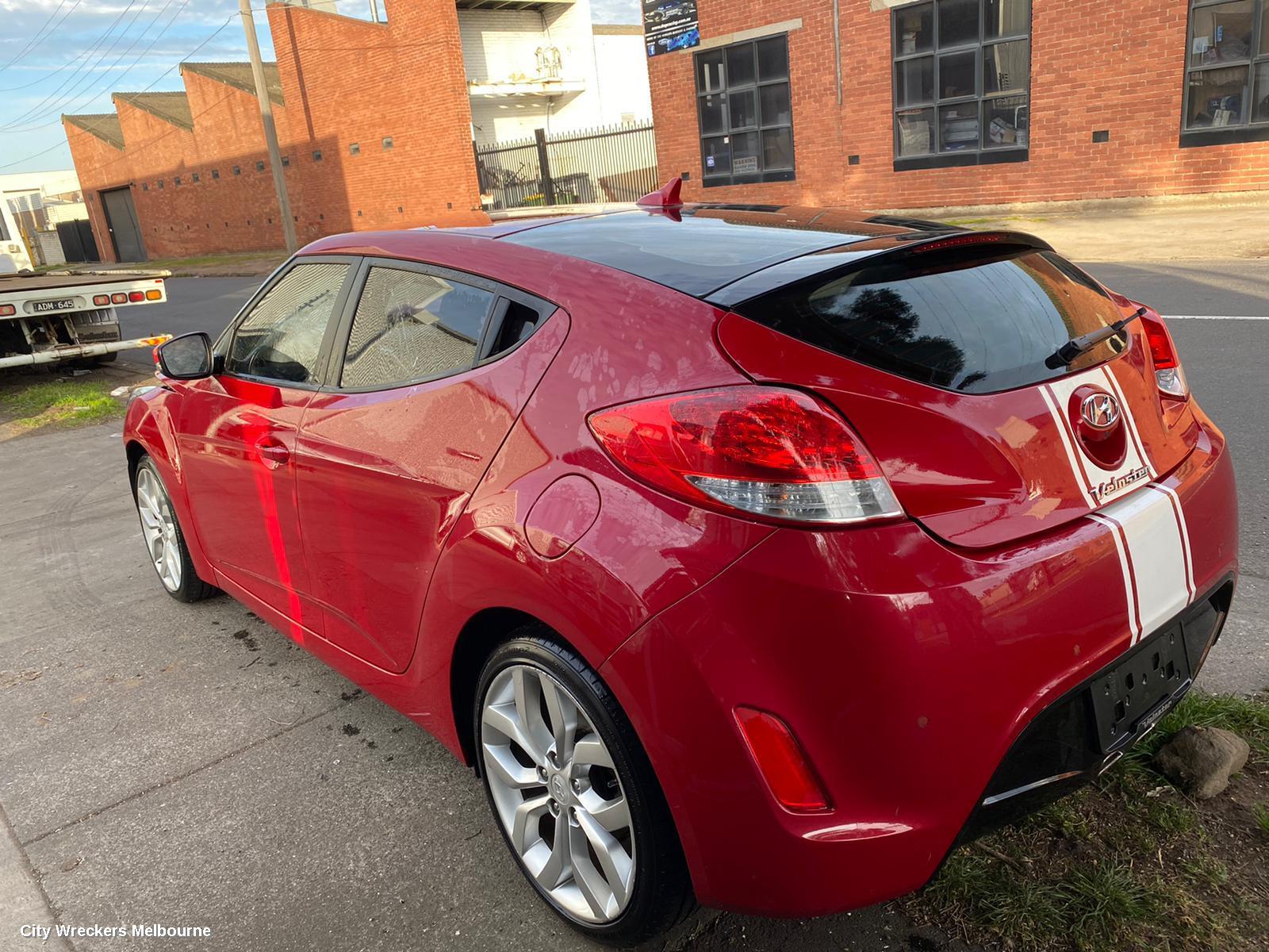HYUNDAI VELOSTER LEFT REAR DOOR/SLIDING, FS, 02/2011 - 02/2018 - Image 2