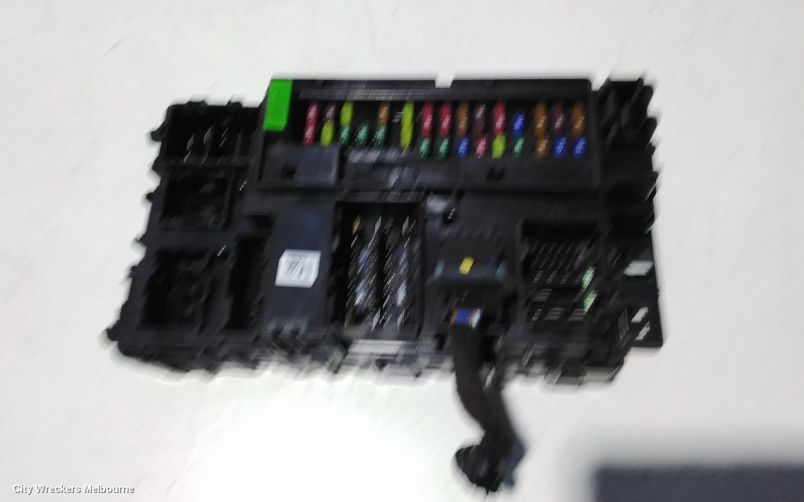 FORD RANGER FUSE BOX, UNDER DASH FUSE IS THE BCM***USE ECU PART TYPE*** - Image 3