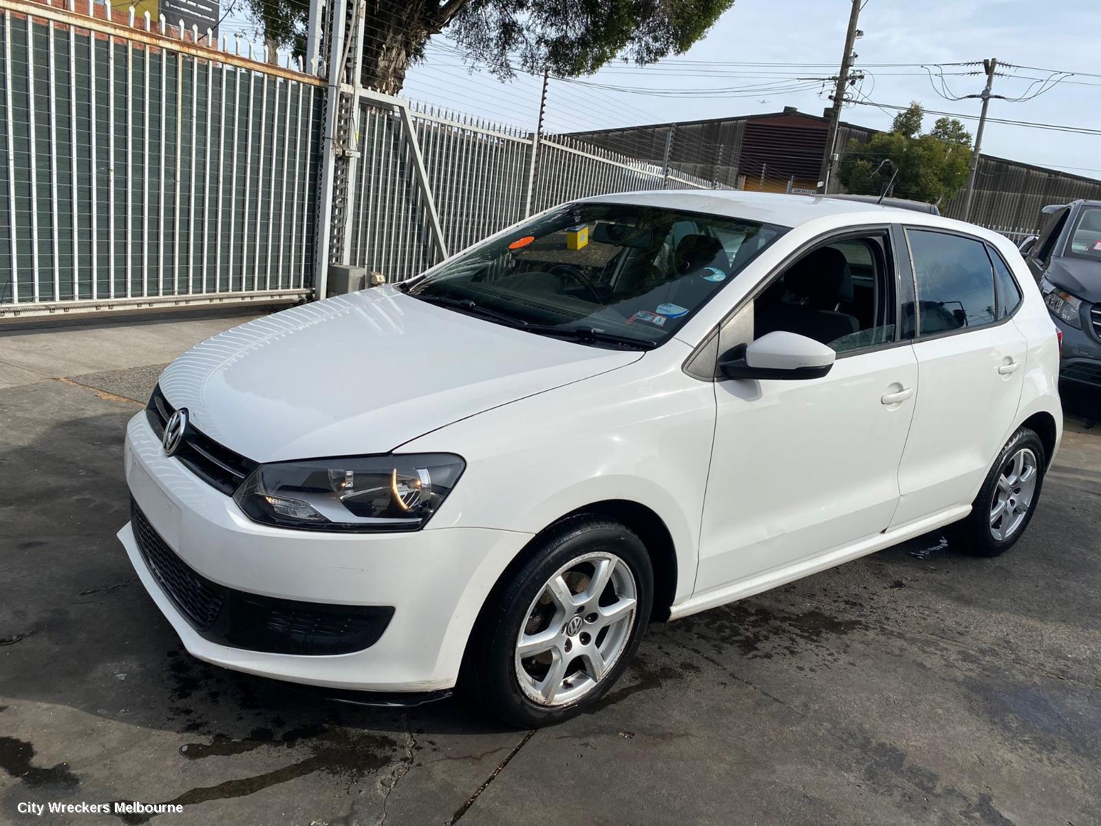 VOLKSWAGEN POLO DOOR/BOOT/GATE LOCK, RIGHT FRONT DOOR LOCK, 6R, P/N 5K2837016B, 05/2010 - 09/2017 - Image 3
