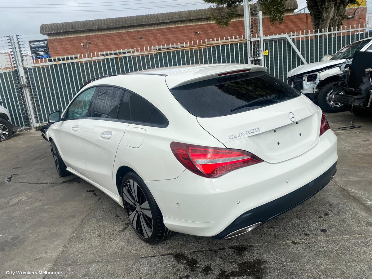 MERCEDES CLA CLASS RADIATOR, AUTO, 1.6, TURBO PETROL, P/N A2465001303, C117, 10/2013 - 01/2019 - Image 3